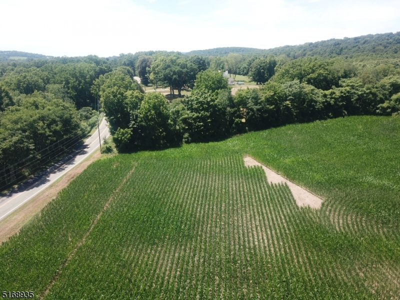 289 Unionville Road Wantage, NJ 07461 - Photo 3 of 5