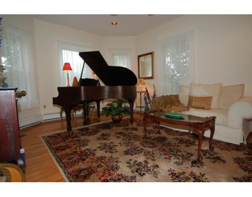 6-8 Orvis Road Arlington, MA 02474 - Photo 9 of 10 Gallery Image 9