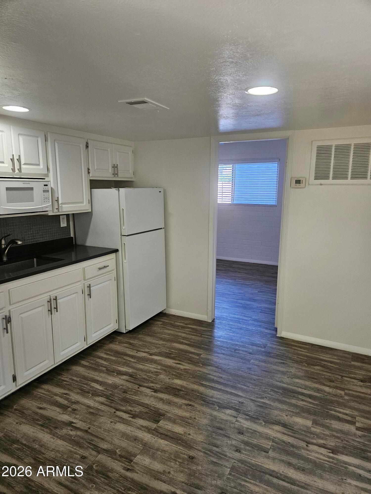 1418 East Osborn Road, Unit FRNT Phoenix, AZ 85014 - Photo 4 of 13 Photo #4