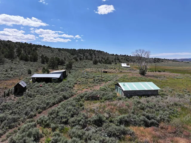 a view of a outdoor space with mountain view