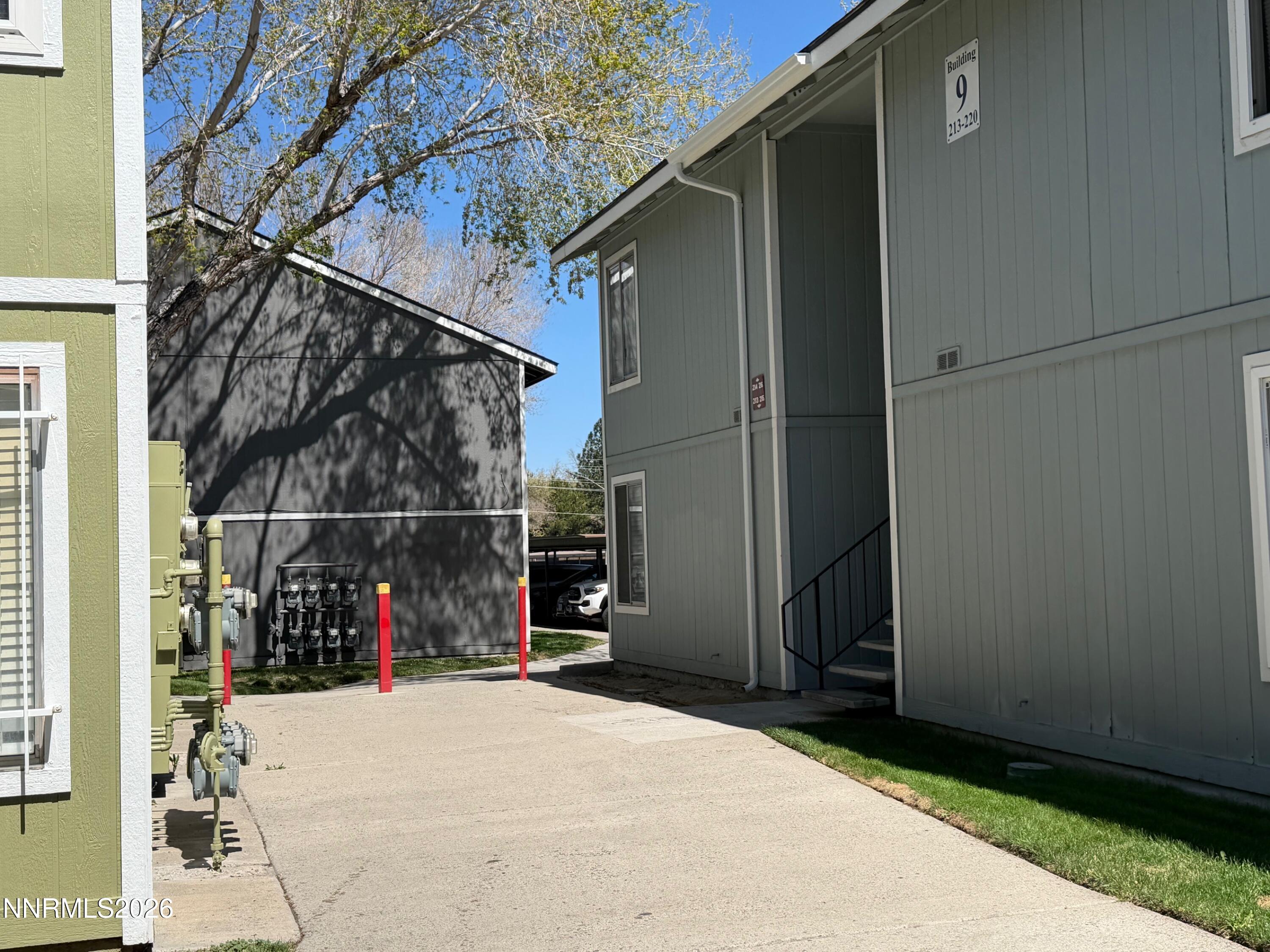 4608 Neil Road, Unit 215 Reno, NV 89502 - Photo 4 of 17 IMG_5642