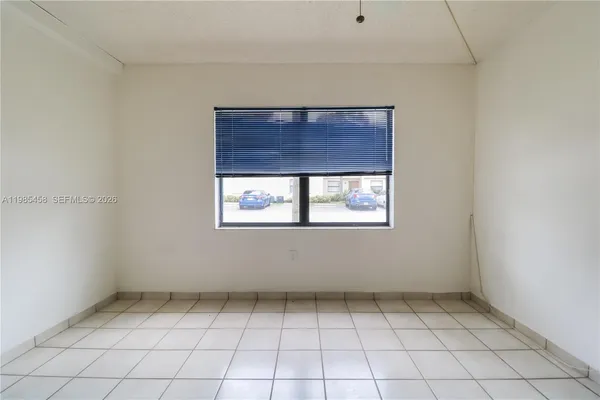 $2,200 | 12955 Southwest 66th Lane, Unit 2122, Miami, FL 33183