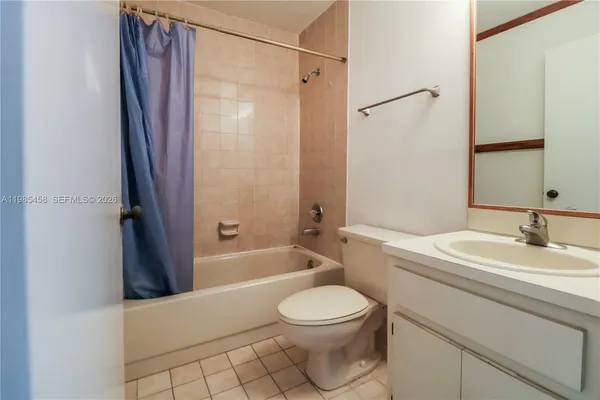 $2,200 | 12955 Southwest 66th Lane, Unit 2122, Miami, FL 33183