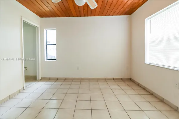 $2,200 | 12955 Southwest 66th Lane, Unit 2122, Miami, FL 33183