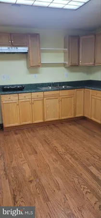 $2,000 | 5076 Highbourne Lane, Centreville, VA 20120