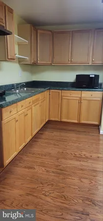 $2,000 | 5076 Highbourne Lane, Centreville, VA 20120