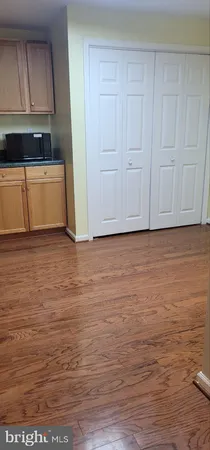 $2,000 | 5076 Highbourne Lane, Centreville, VA 20120