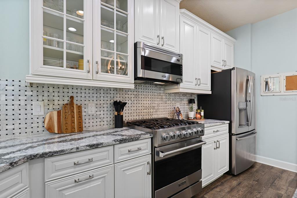 5835 Circa Fishhawk Boulevard Lithia, FL 33547 - Photo 12 of 41