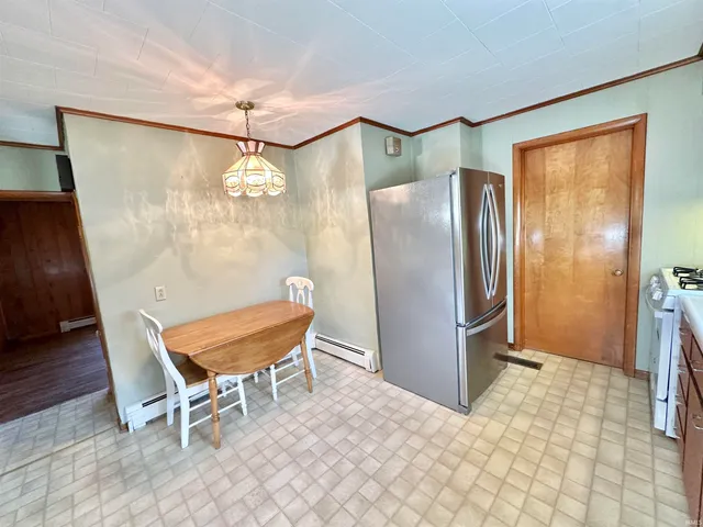 $164,900 | 228 East Railroad Street, Greentown, IN 46936