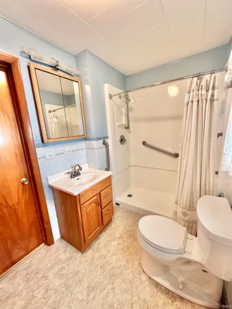 $159,900 | 228 East Railroad Street, Greentown, IN 46936