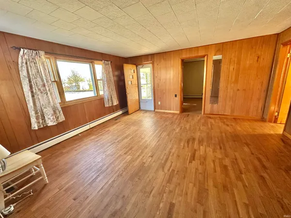 $159,900 | 228 East Railroad Street, Greentown, IN 46936