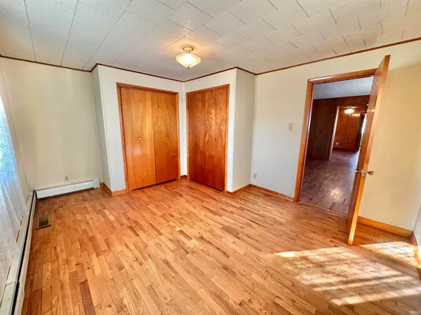 $159,900 | 228 East Railroad Street, Greentown, IN 46936