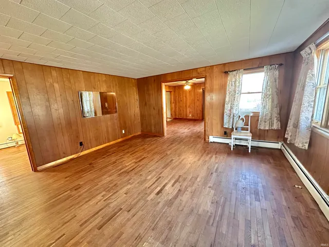 $164,900 | 228 East Railroad Street, Greentown, IN 46936