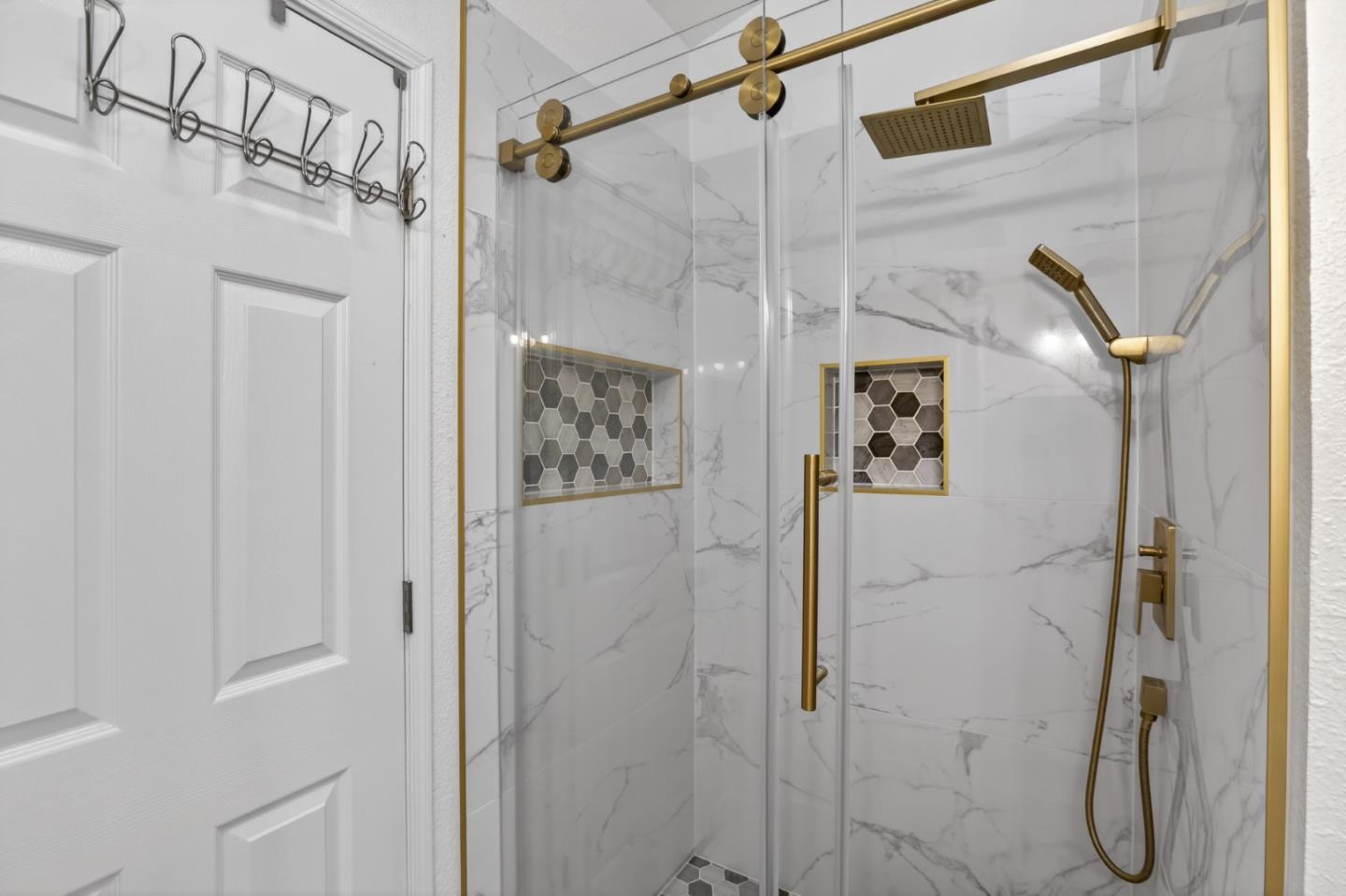 120 Dixon Landing Road, Unit 9 Milpitas, CA 95035 - Photo 31 of 34 a bathroom with a shower