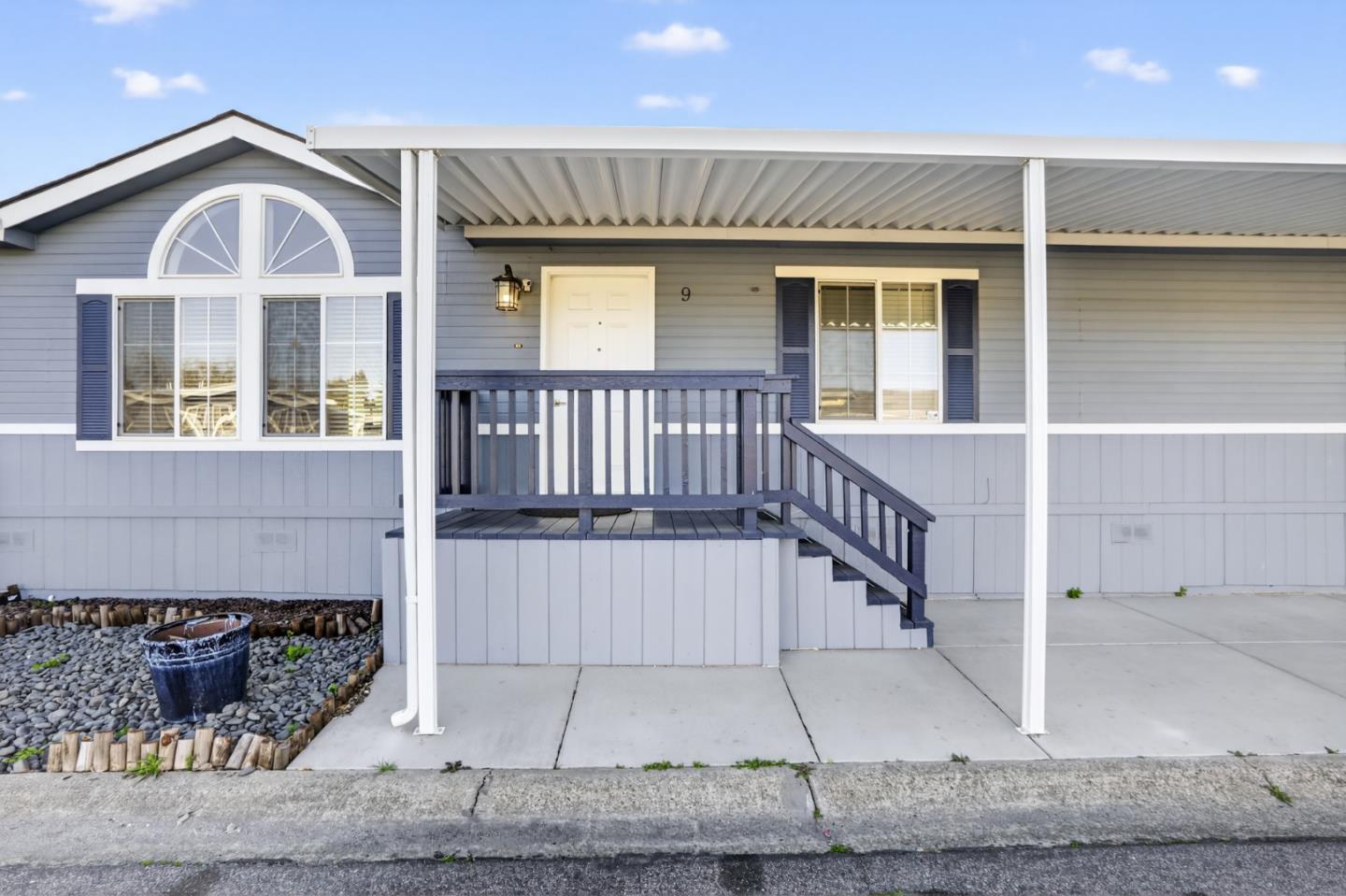 120 Dixon Landing Road, Unit 9 Milpitas, CA 95035 - Photo 6 of 34 a view of a house with a porch
