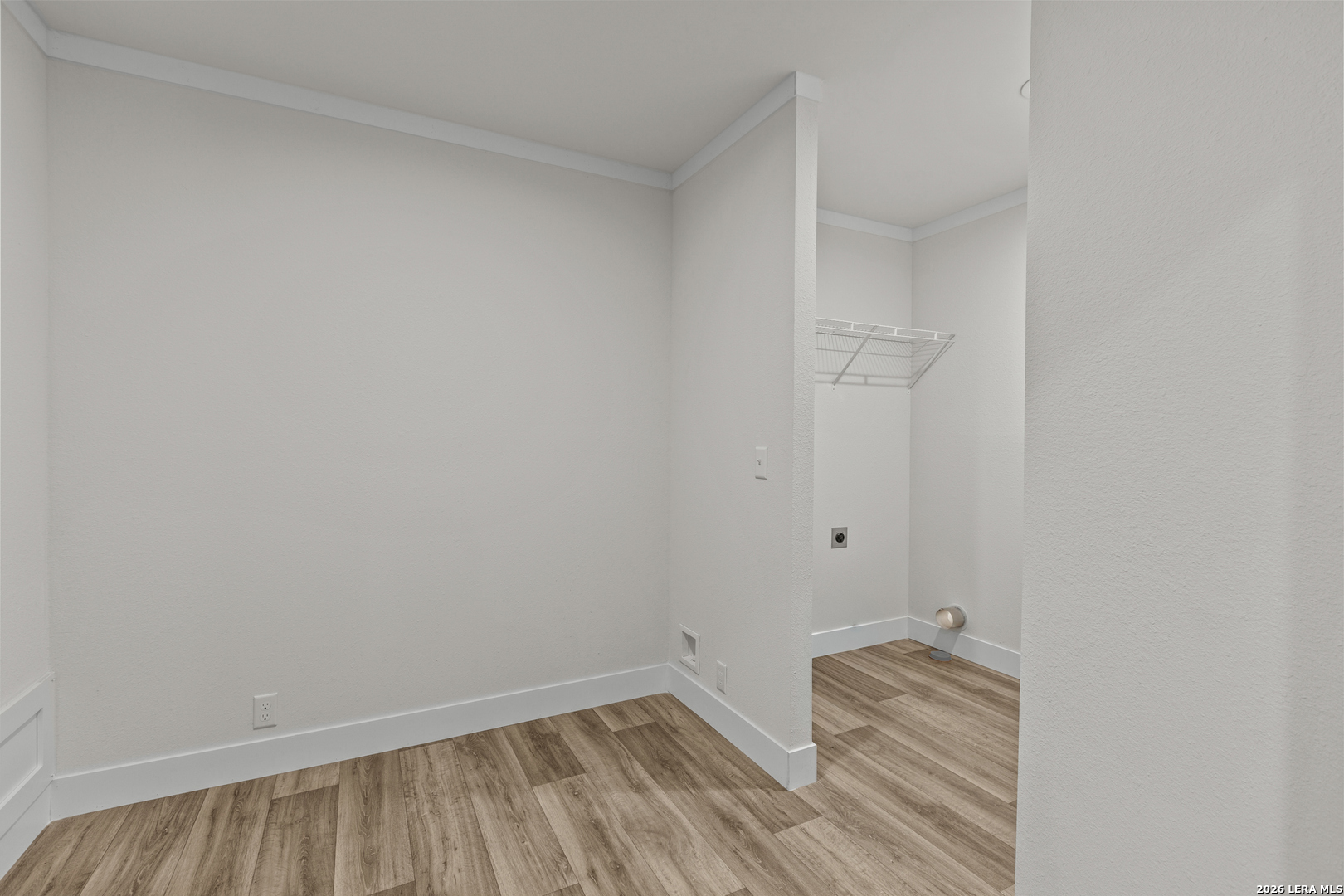 697 County Road 664 Devine, TX 78016 - Photo 13 of 19 a view of room