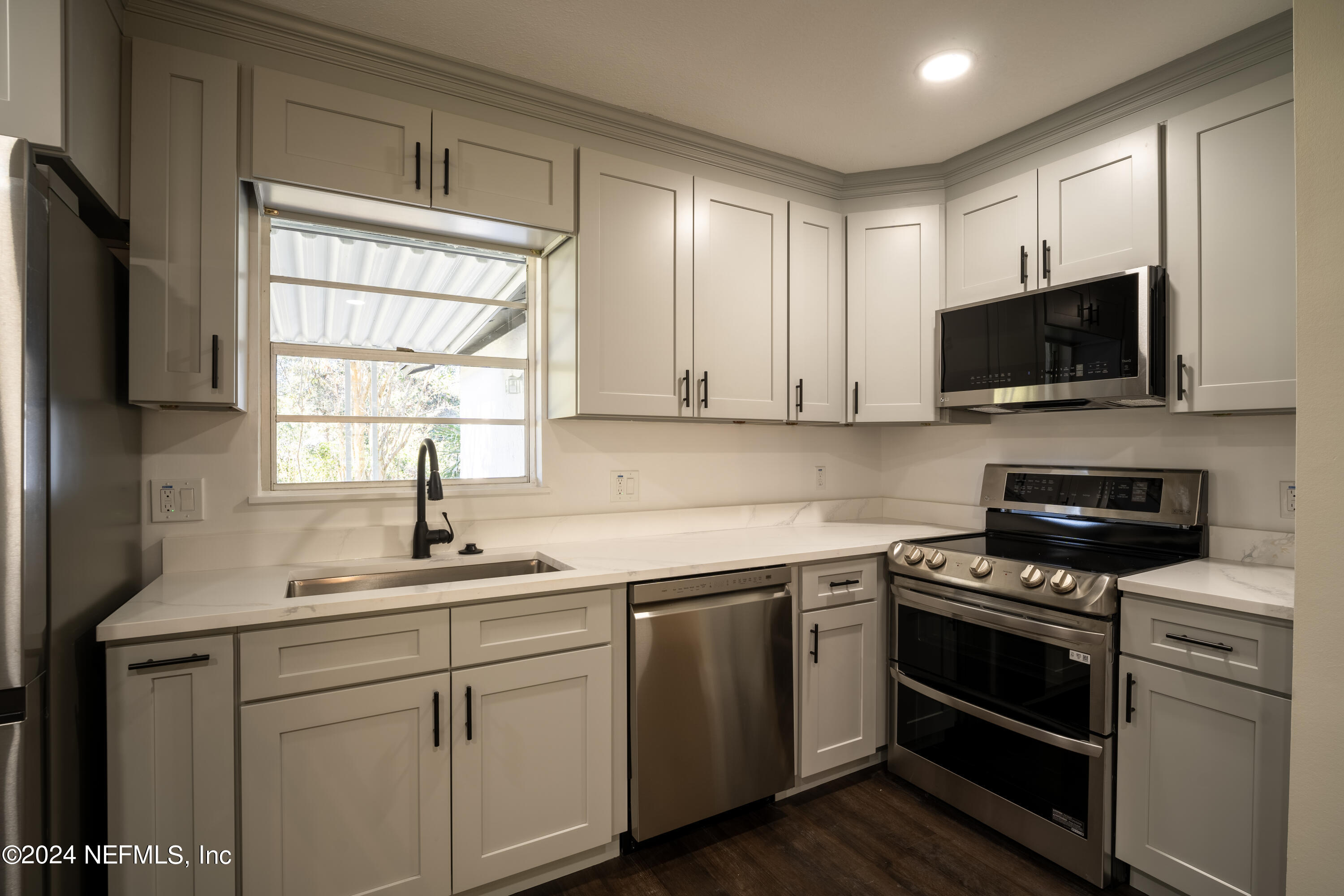 450 Gentian Road St. Augustine, FL 32086 - Photo 11 of 26 Kitchen