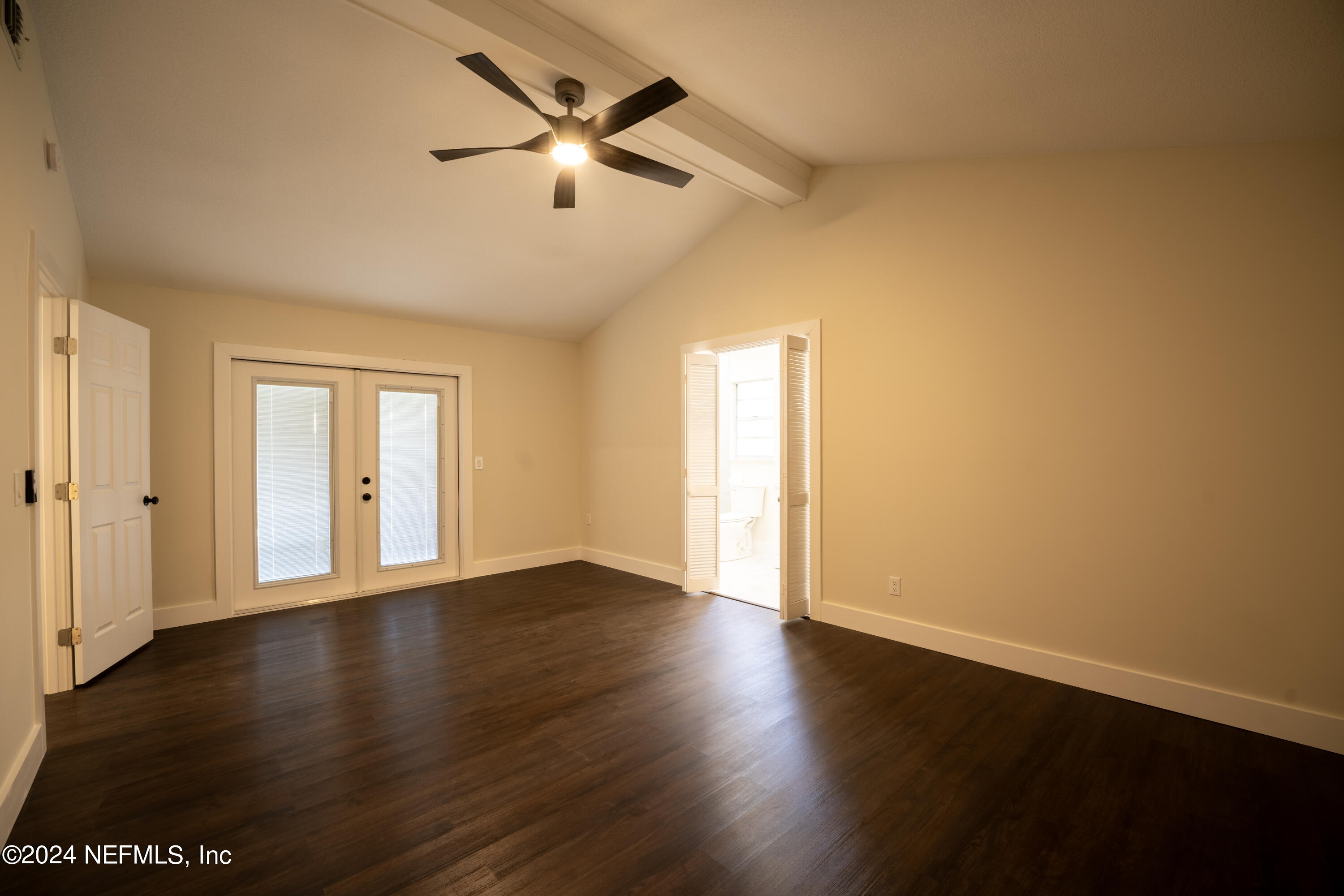 450 Gentian Road St. Augustine, FL 32086 - Photo 12 of 26 Owner's Suite