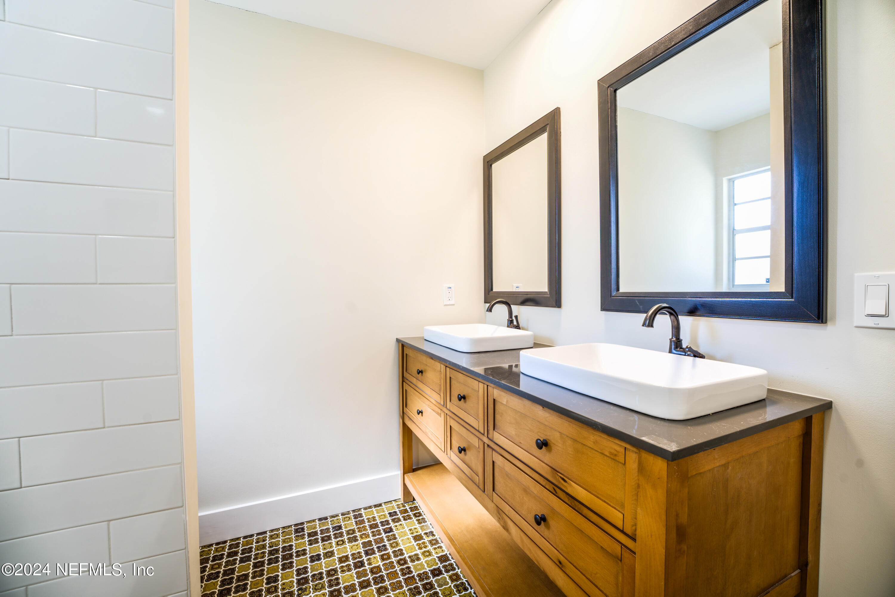 450 Gentian Road St. Augustine, FL 32086 - Photo 17 of 26 Bathroom 2