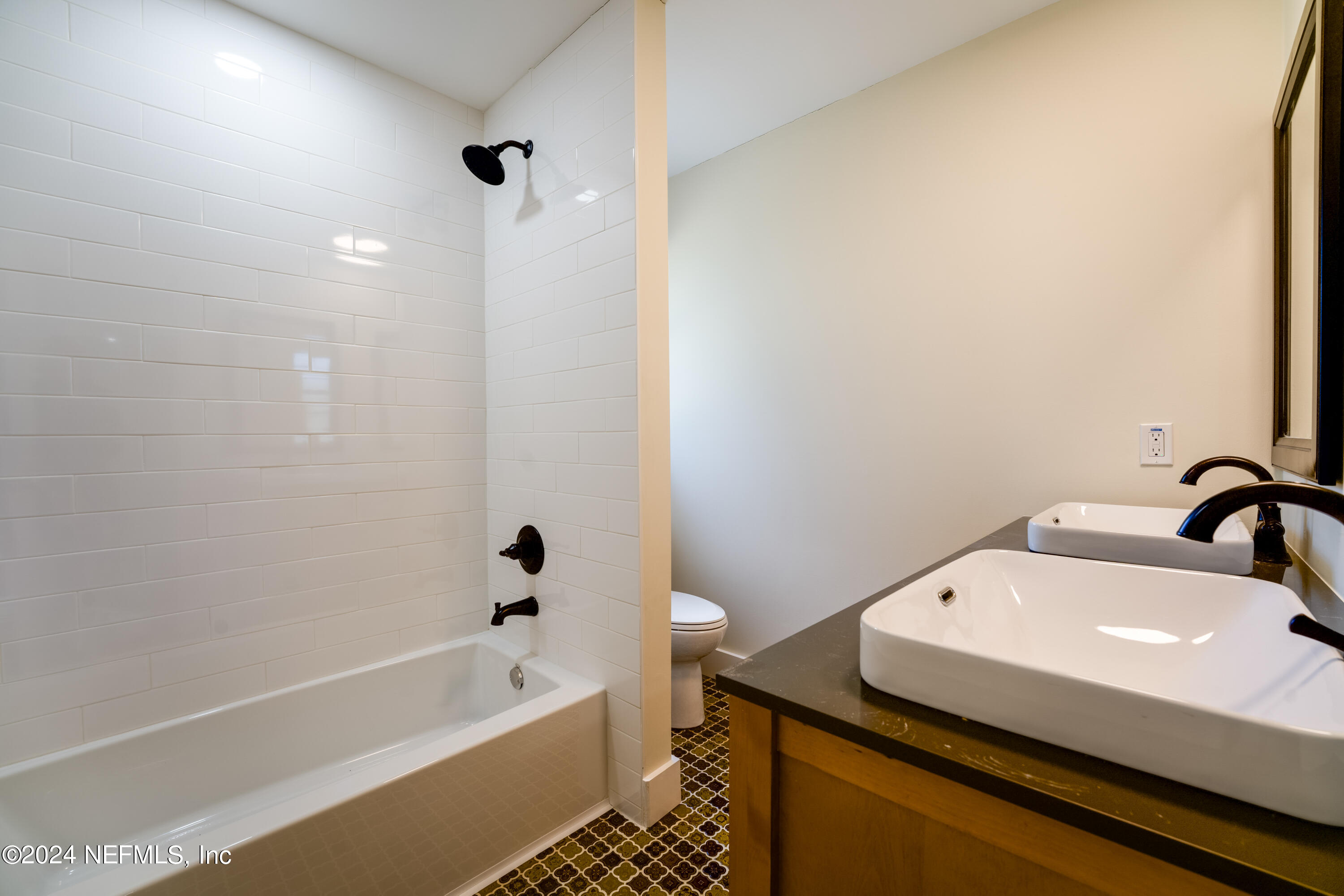 450 Gentian Road St. Augustine, FL 32086 - Photo 18 of 26 Bathroom 2