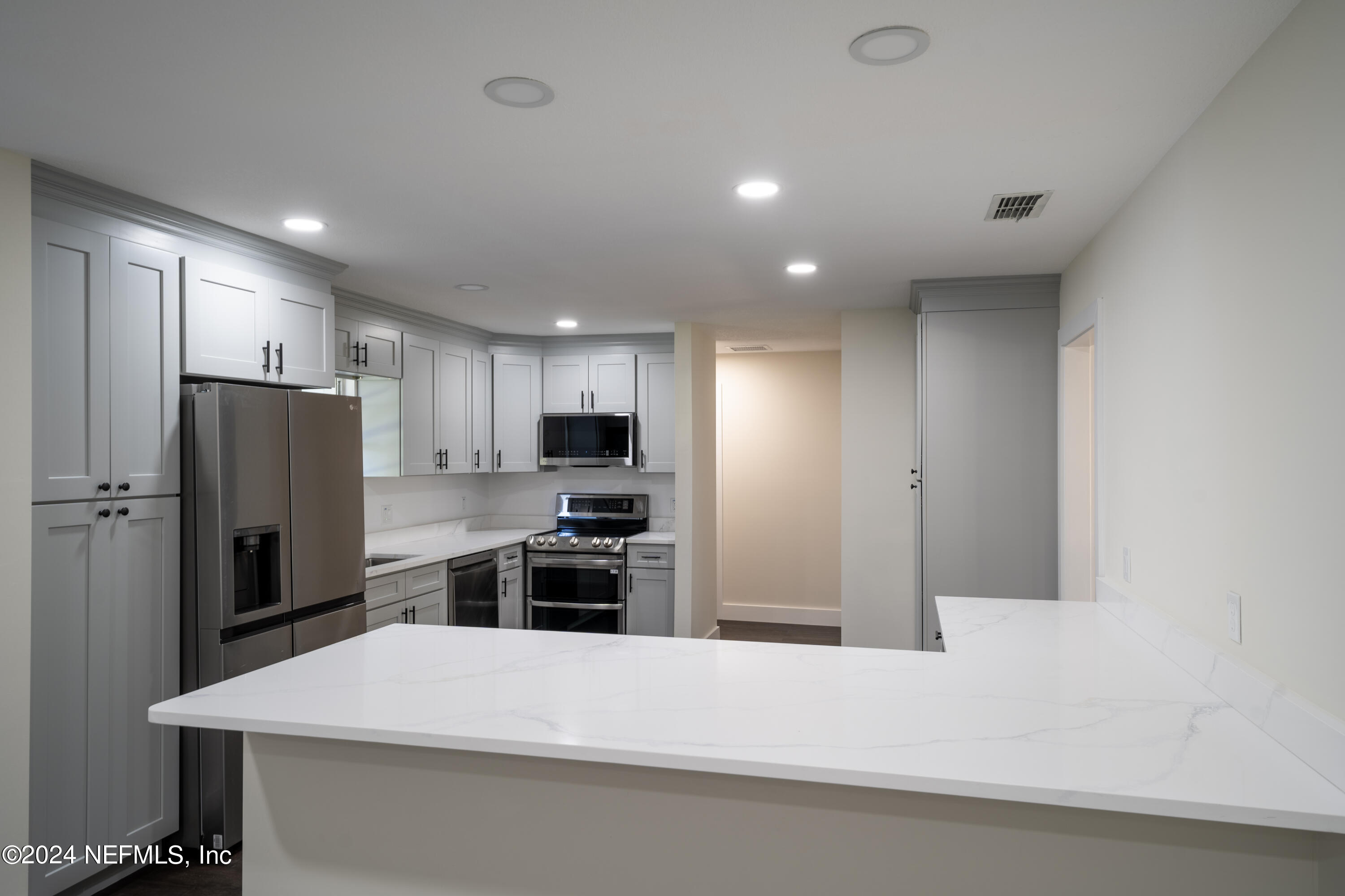 450 Gentian Road St. Augustine, FL 32086 - Photo 8 of 26 Kitchen