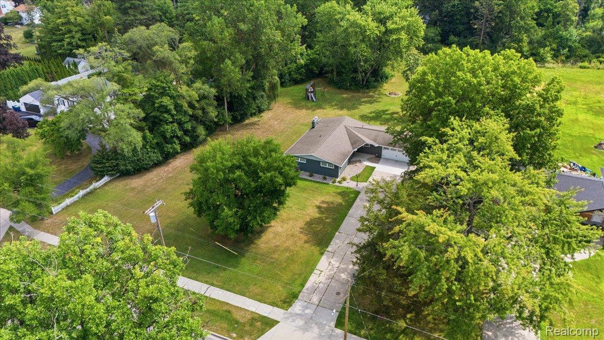 1360 Hemmeter Road Saginaw, MI 48638 - Photo 48 of 55 07-DJI_20260819114842_0424_D.jpg