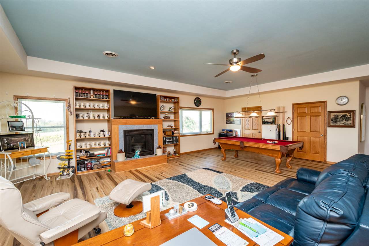 1087 Rohret Road Southwest Oxford, IA 52322 - Photo 23 of 36 Gallery Image 23