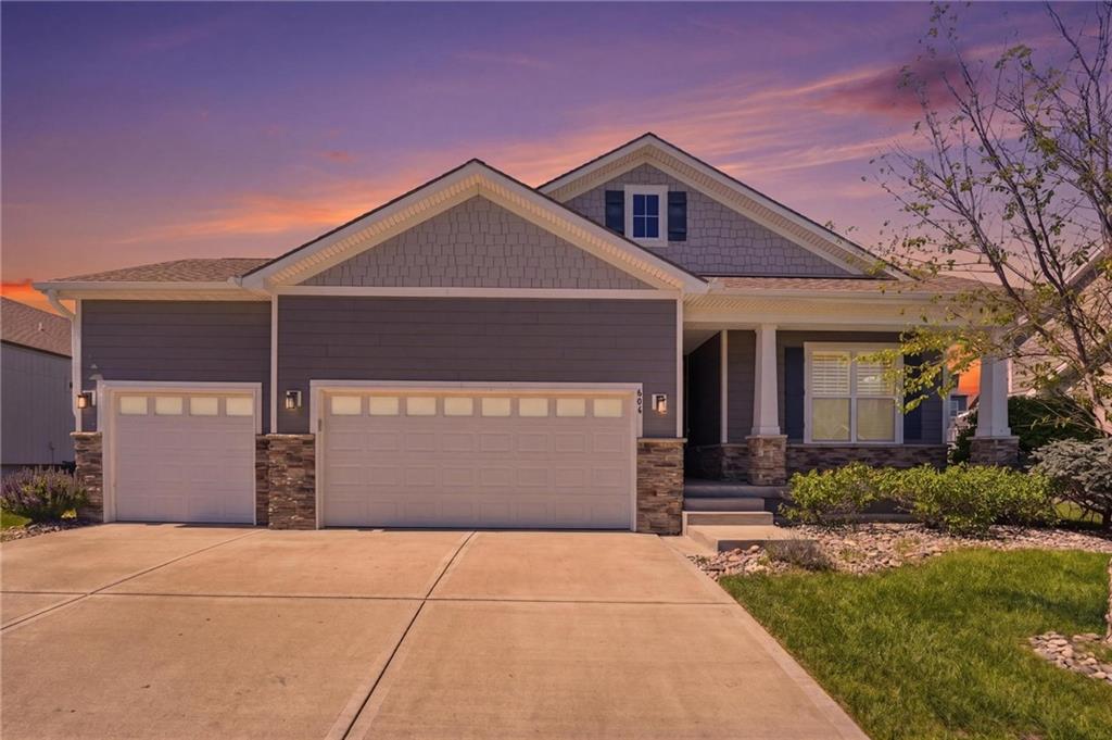 604 Southwest Haverford Road Lee's Summit, MO 64081 - Photo 1 of 63