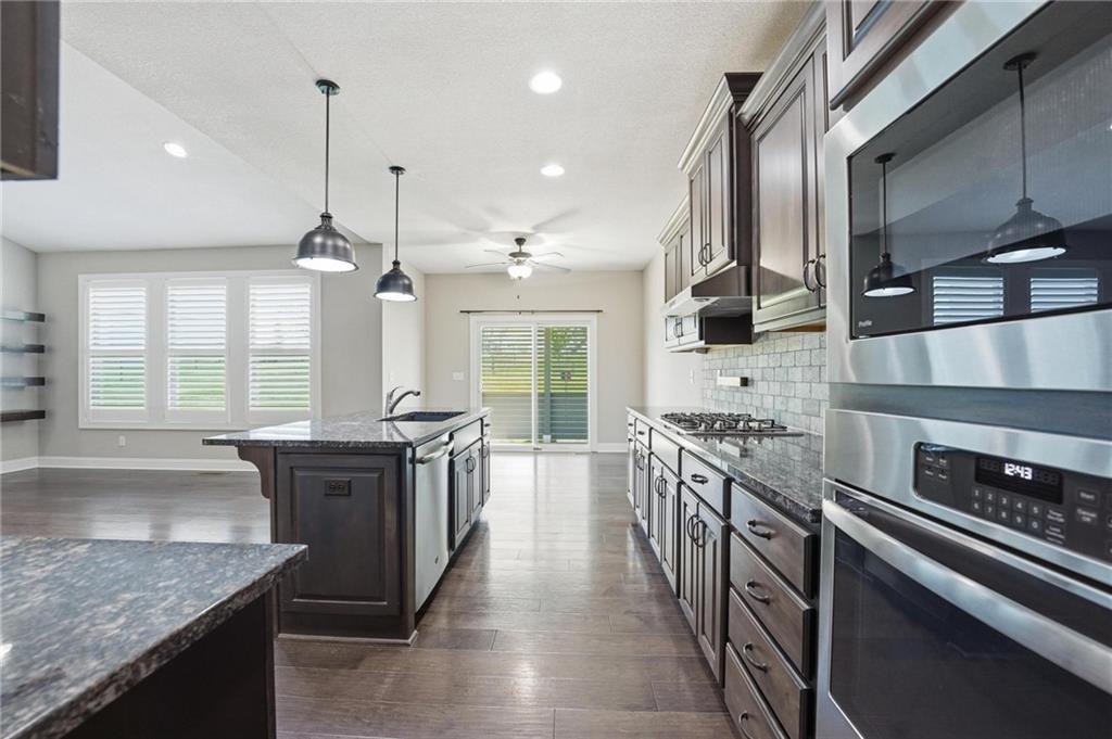604 Southwest Haverford Road Lee's Summit, MO 64081 - Photo 21 of 63