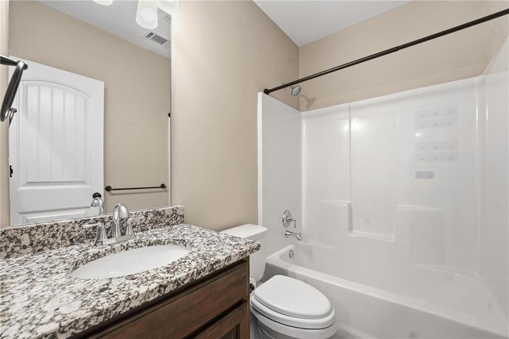 604 Southwest Haverford Road Lee's Summit, MO 64081 - Photo 48 of 63