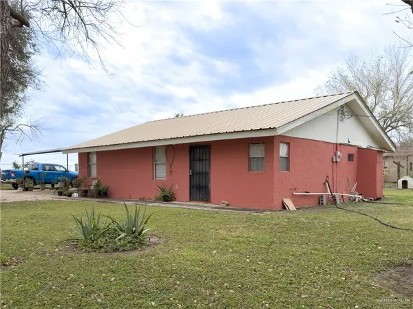 $135,000 | 21707 Hidalgo Street, Edcouch, TX 78538