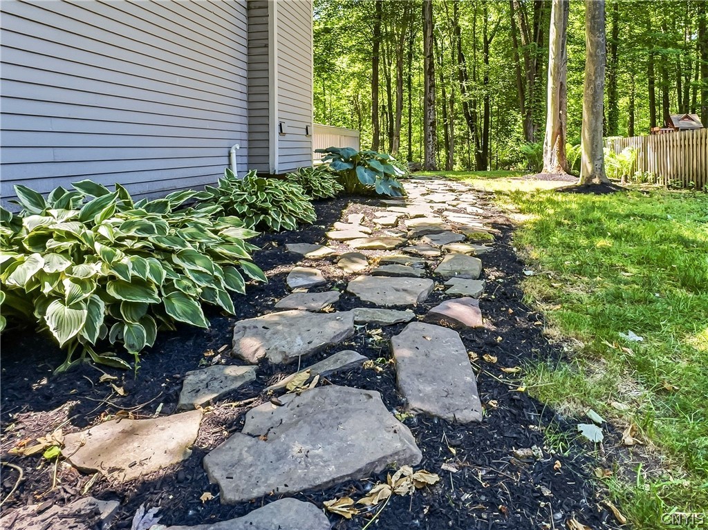 8750 Tallwood Ridge Lysander, NY 13027 - Photo 6 of 50