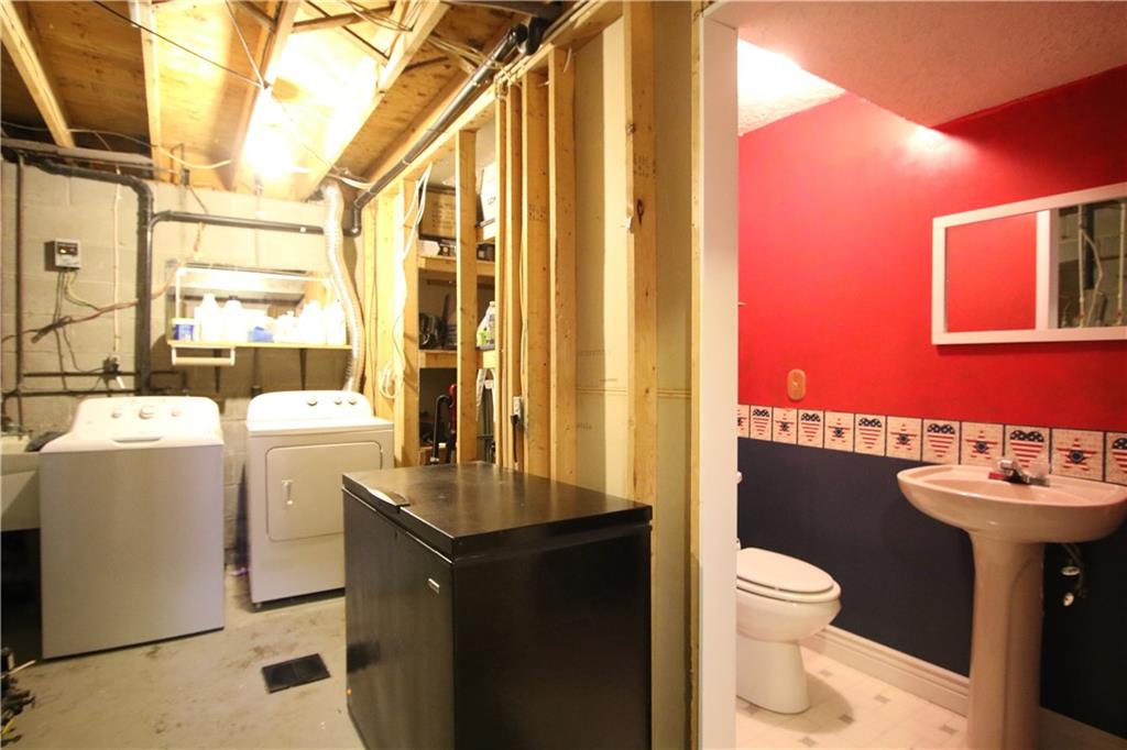 35 Thomas Road Washington, PA 15301 - Photo 14 of 23