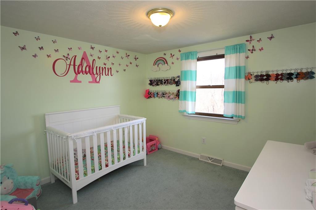 35 Thomas Road Washington, PA 15301 - Photo 20 of 23