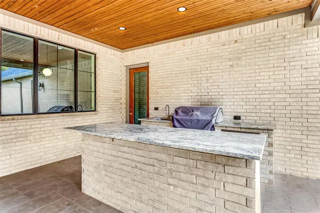 $903,100 | 2060 County Road 2027, Glen Rose, TX 76043