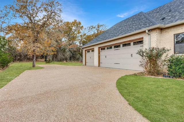 $903,100 | 2060 County Road 2027, Glen Rose, TX 76043