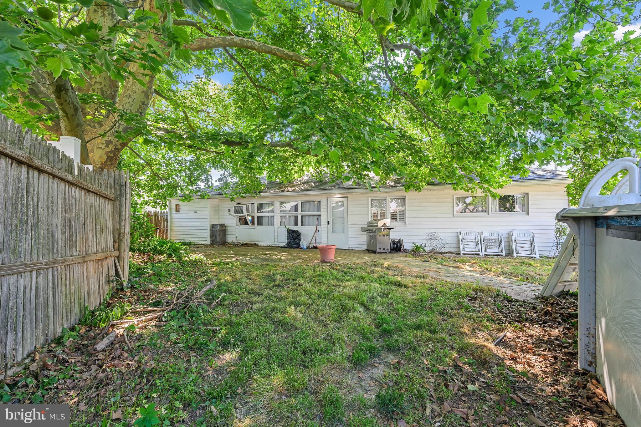 8 Augusta Drive Newark, DE 19713 - Photo 23 of 23 a house view with a backyard space