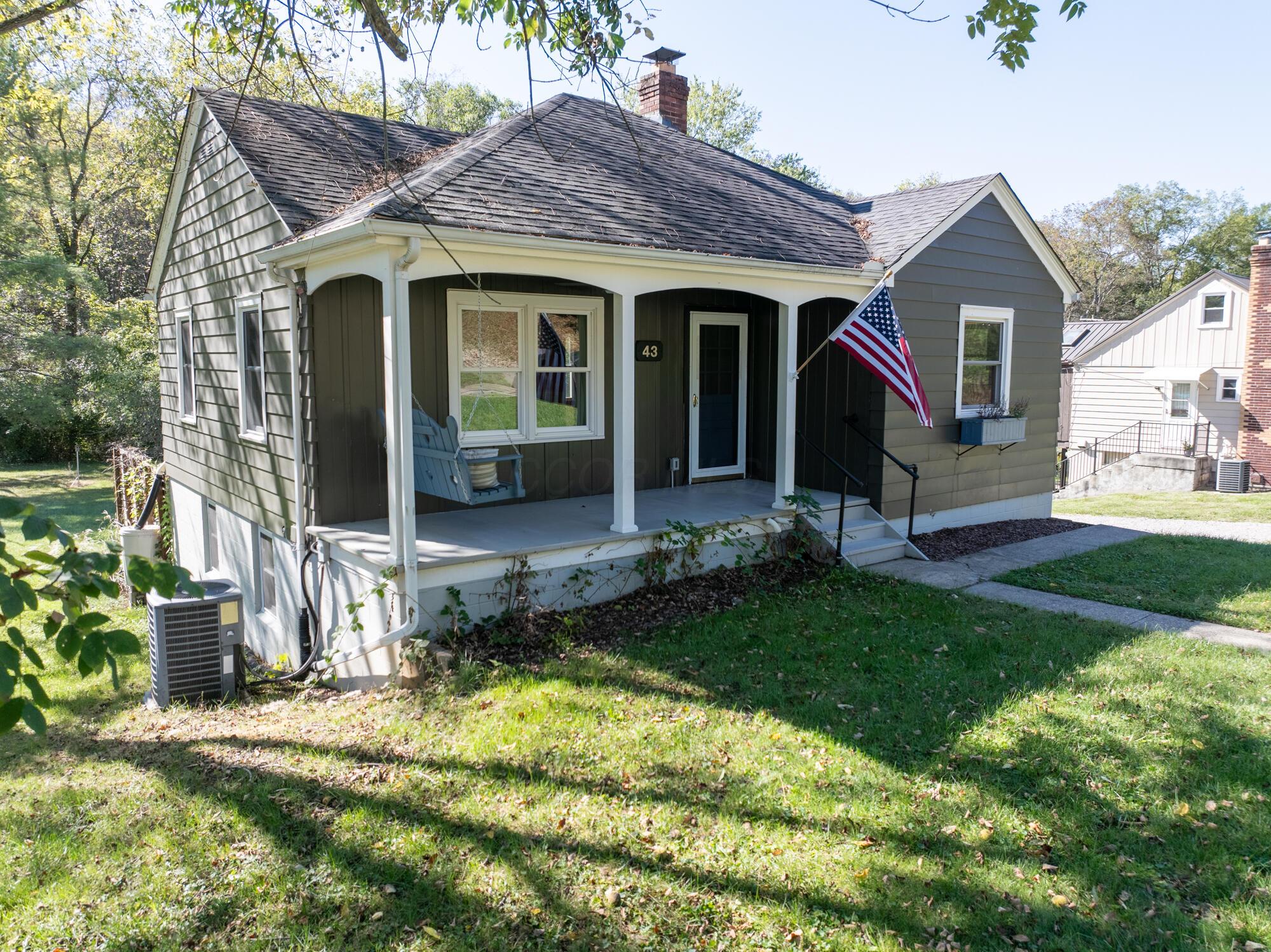 43 Pomeroy Road Athens, OH 45701 - Photo 6 of 57 2025100143pomeroy_athens00089