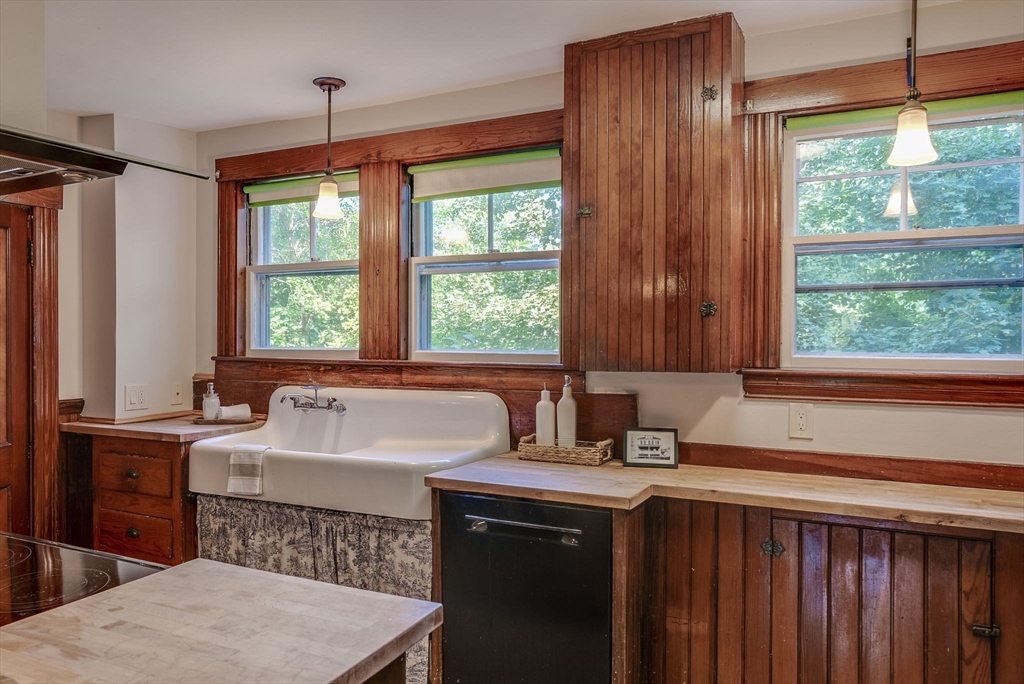 20 High Street Acton, MA 01720 - Photo 9 of 35