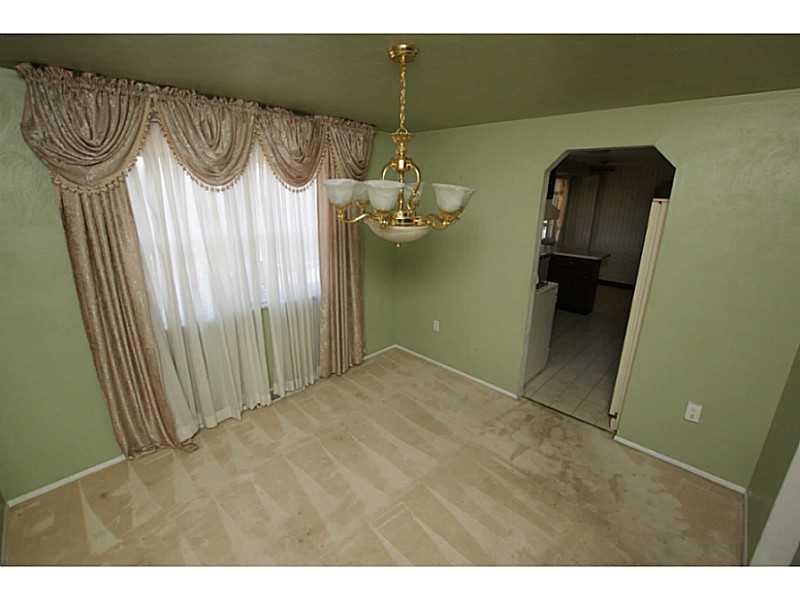 50 Dover Road Irwin, PA 15642 - Photo 4 of 21 Dining Room.