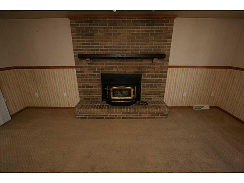 50 Dover Road Irwin, PA 15642 - Photo 8 of 21 Family Room.