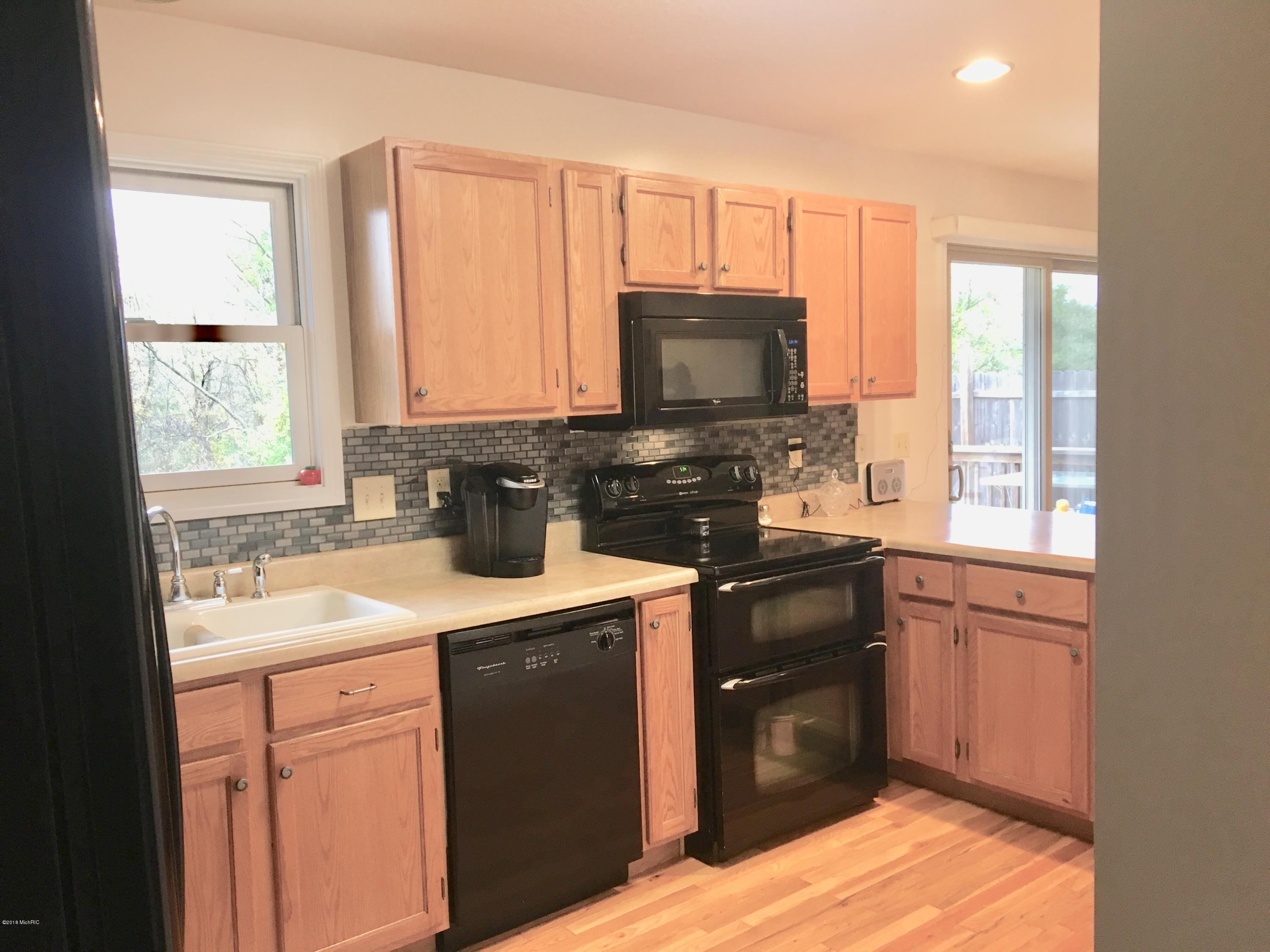 10943 East Spencer Road Crystal, MI 48818 - Photo 14 of 56 07916665-A414-4829-8994-06806410F033