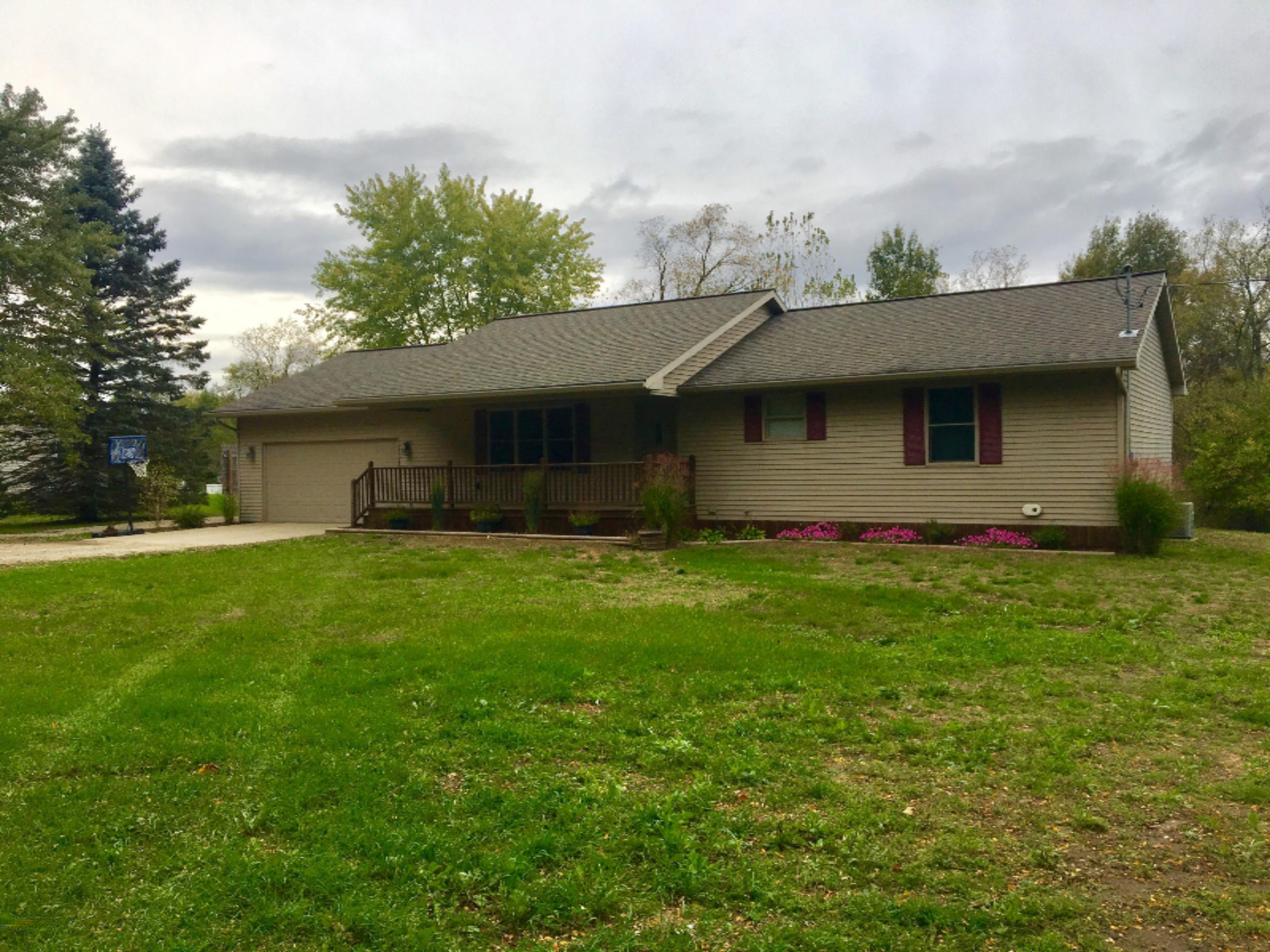 10943 East Spencer Road Crystal, MI 48818 - Photo 4 of 56 6DD0CCBC-4ABB-4F5E-85F2-5CDBACC5BF7C