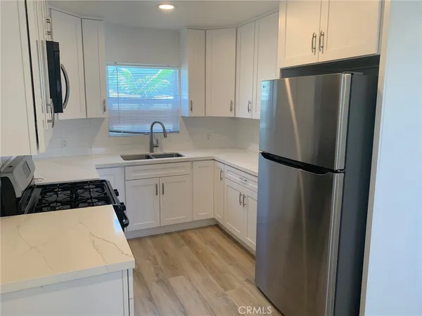 $2,300 | 1359 East 94th Street, Los Angeles, CA 90002