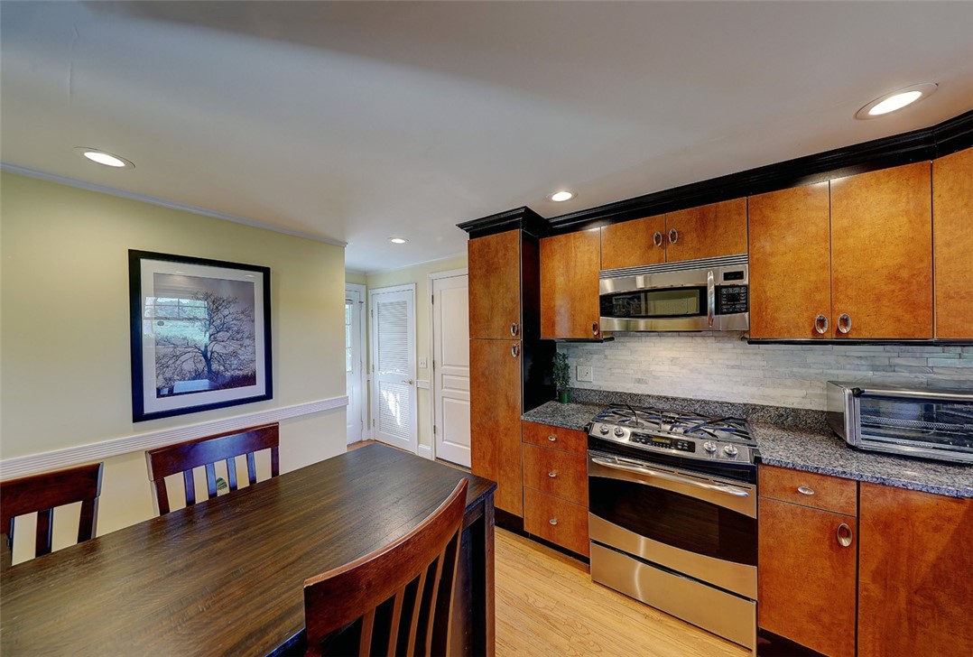 460 Ives Road Warwick, RI 02818 - Photo 14 of 37