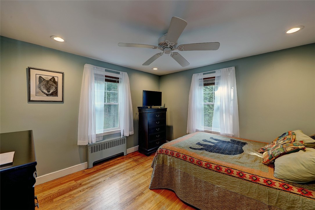 460 Ives Road Warwick, RI 02818 - Photo 23 of 37