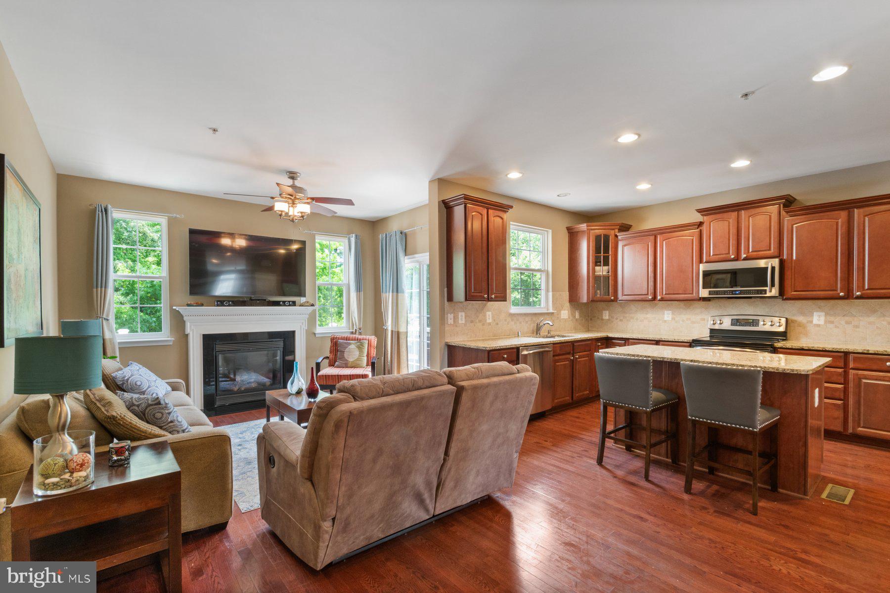 7330 Mockingbird Circle Glen Burnie, MD 21060 - Photo 12 of 83