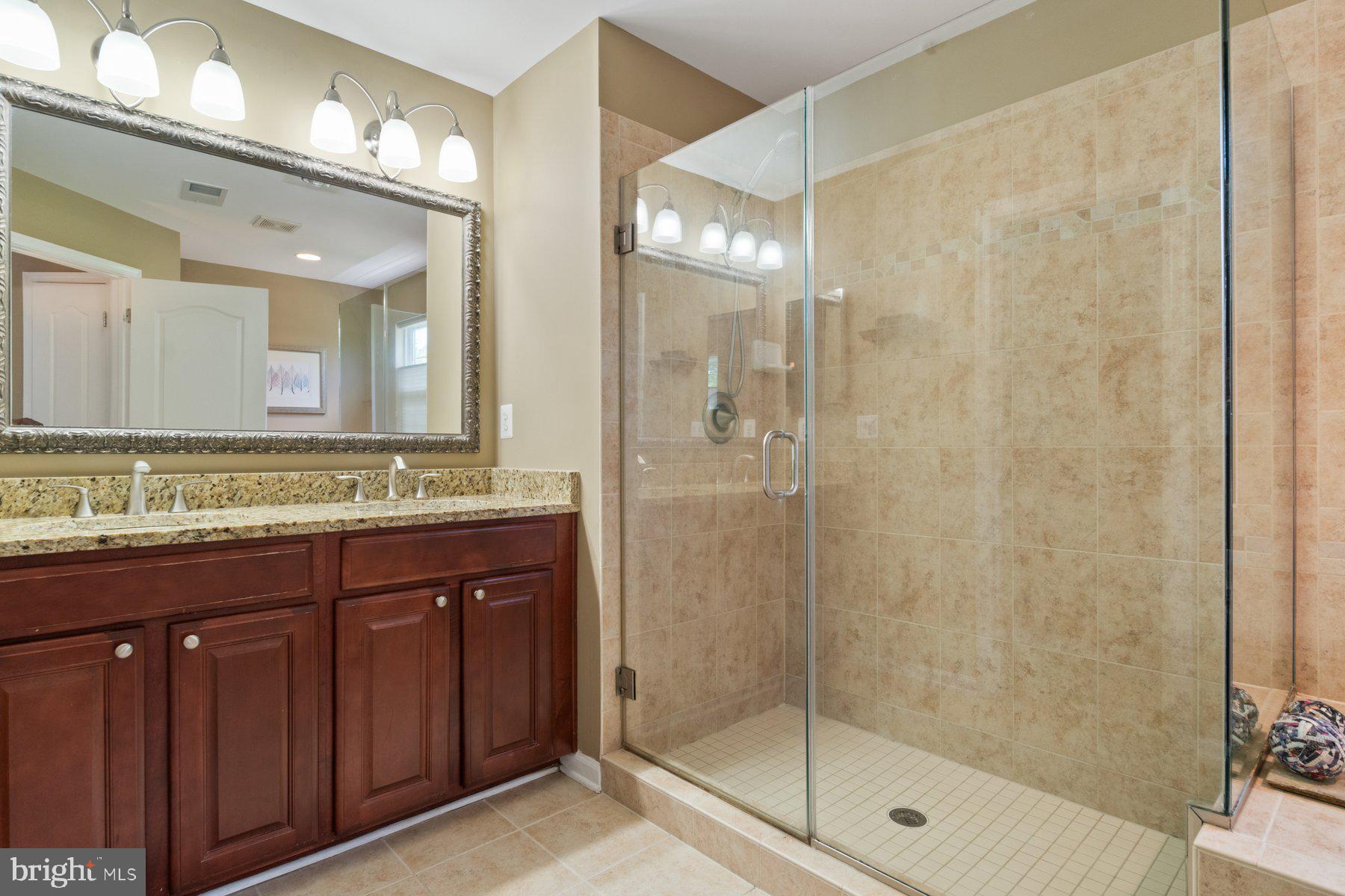 7330 Mockingbird Circle Glen Burnie, MD 21060 - Photo 20 of 83