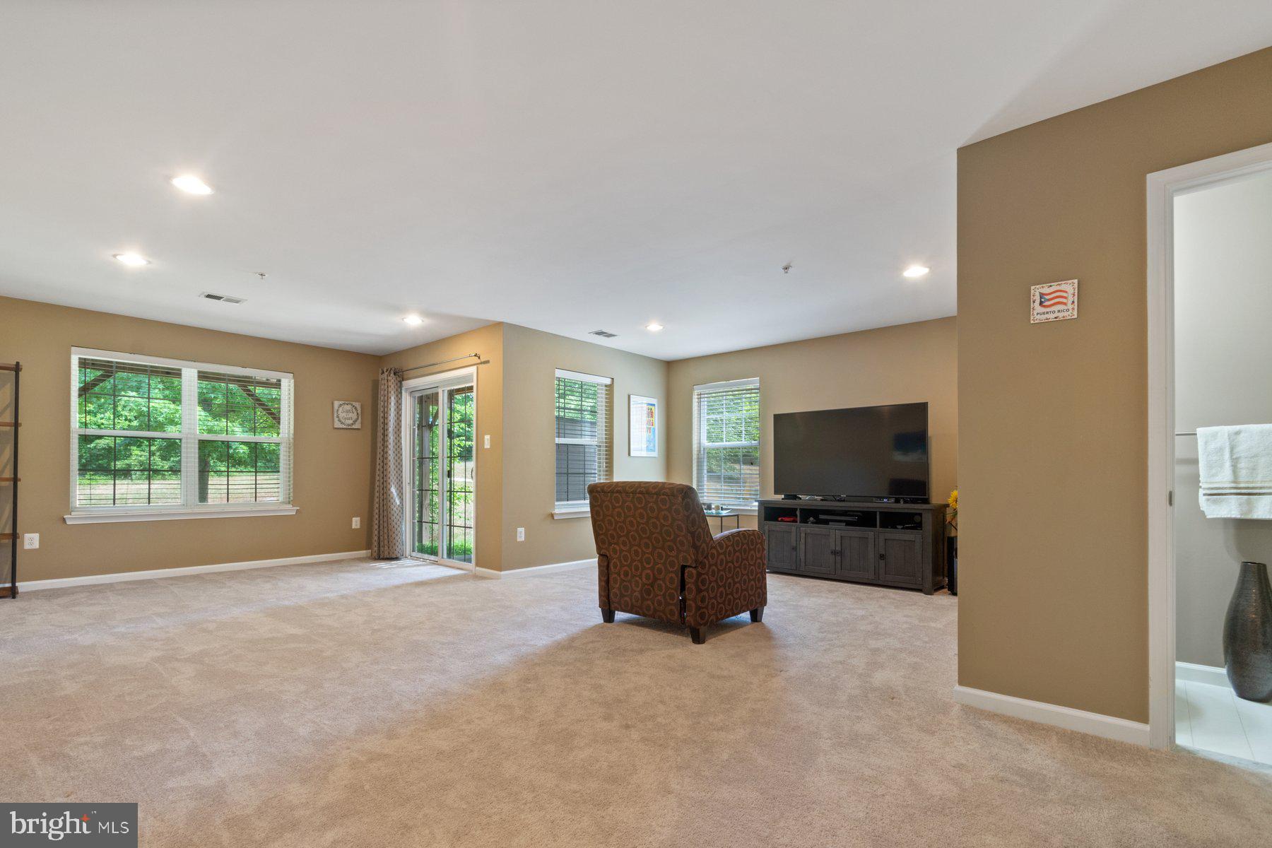 7330 Mockingbird Circle Glen Burnie, MD 21060 - Photo 30 of 83