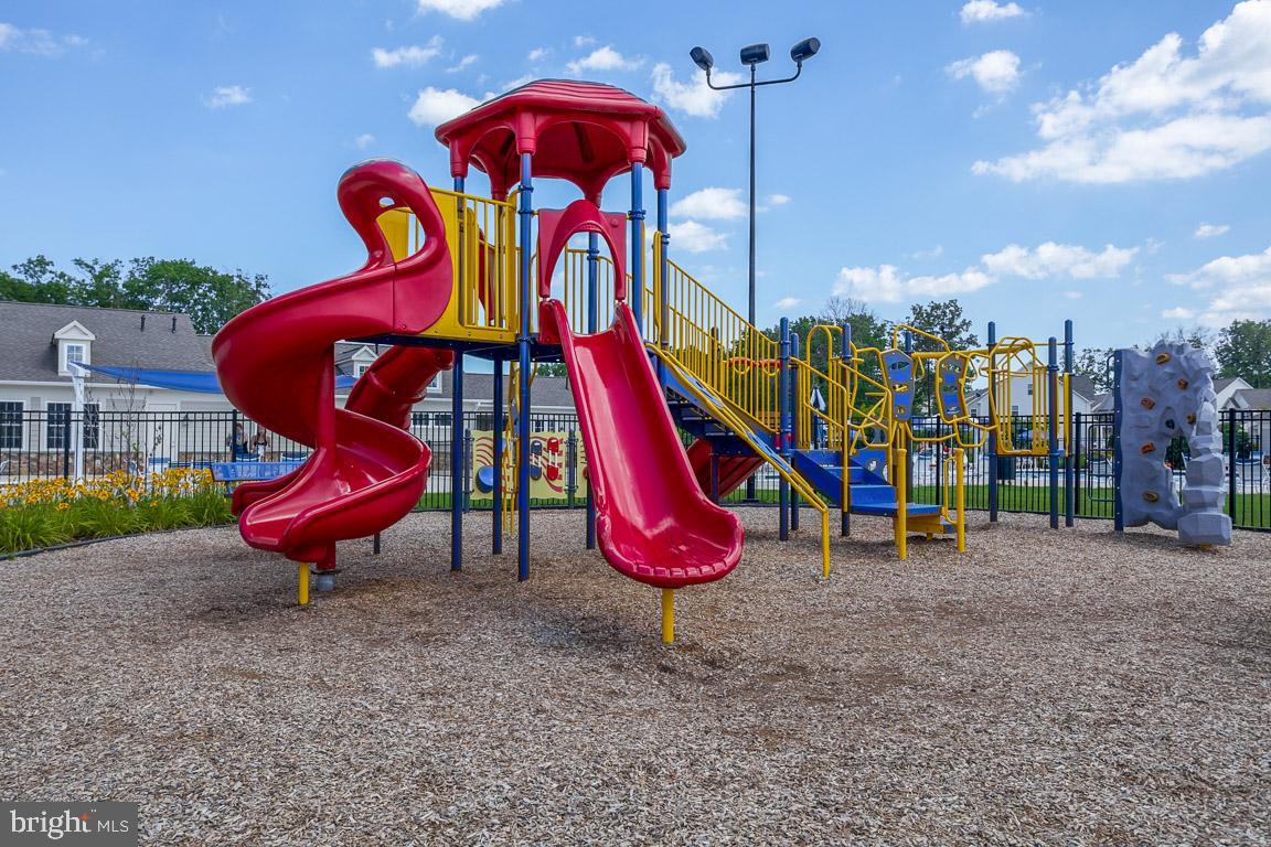 7330 Mockingbird Circle Glen Burnie, MD 21060 - Photo 75 of 83